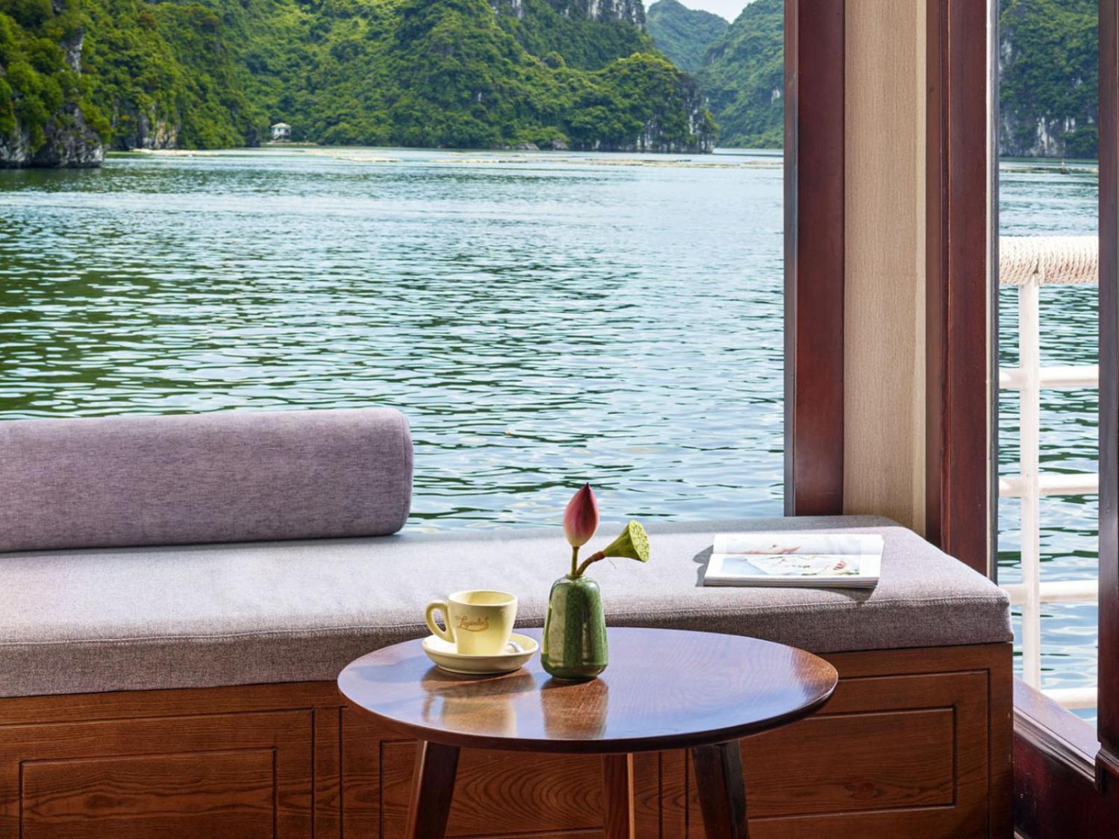 Hotel Lotus Boutique Cruise Hạ Long Exterior foto