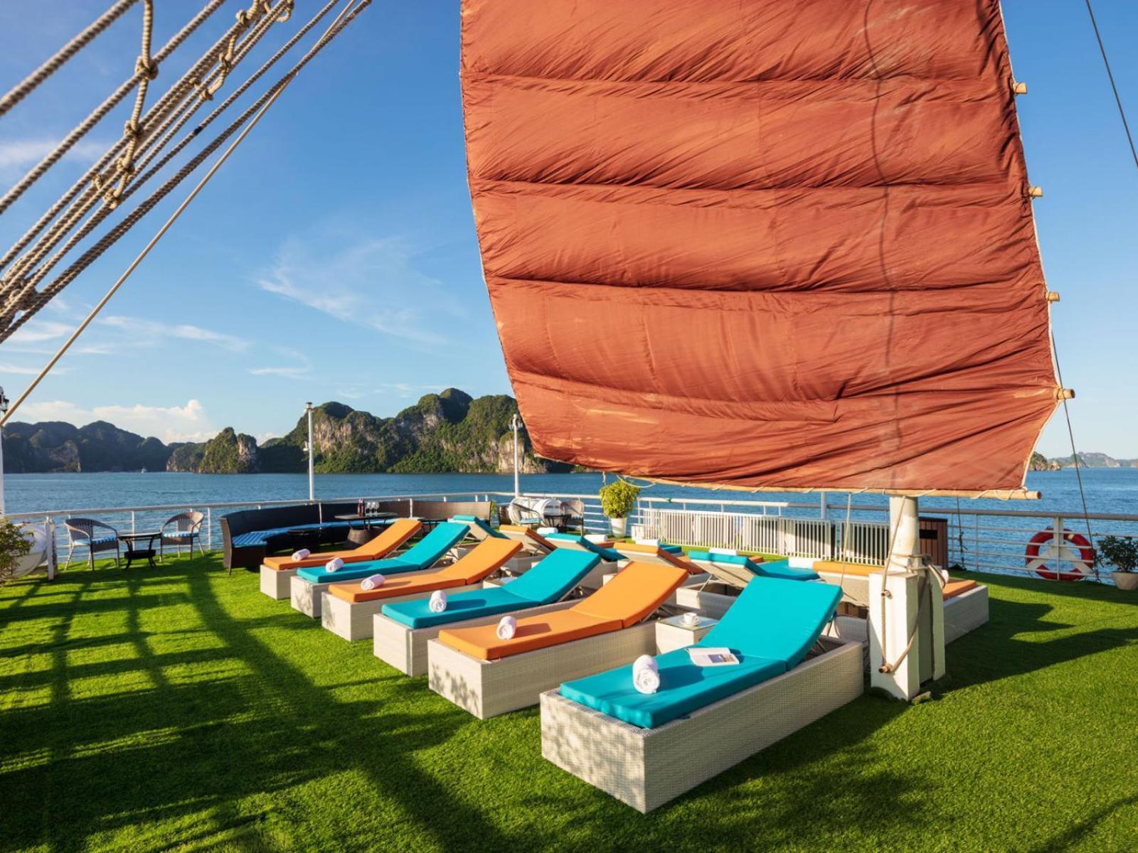 Hotel Lotus Boutique Cruise Hạ Long Exterior foto