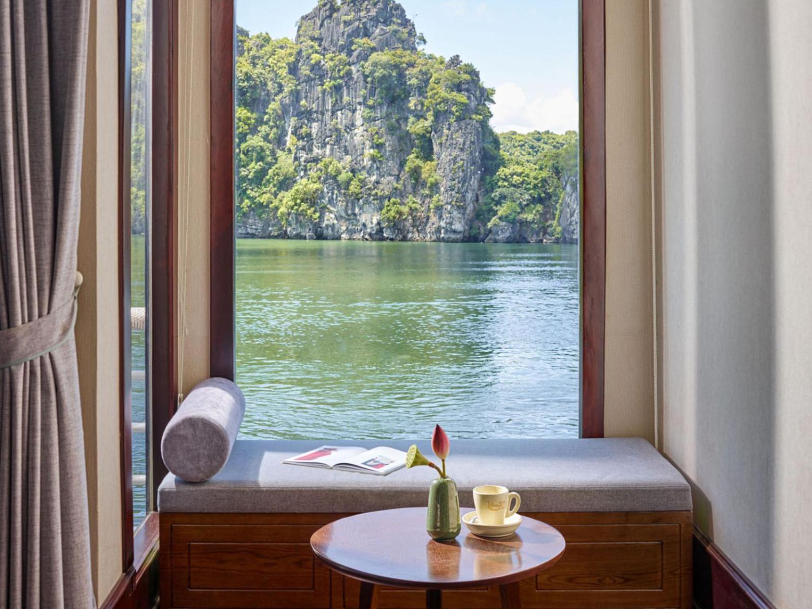 Hotel Lotus Boutique Cruise Hạ Long Exterior foto