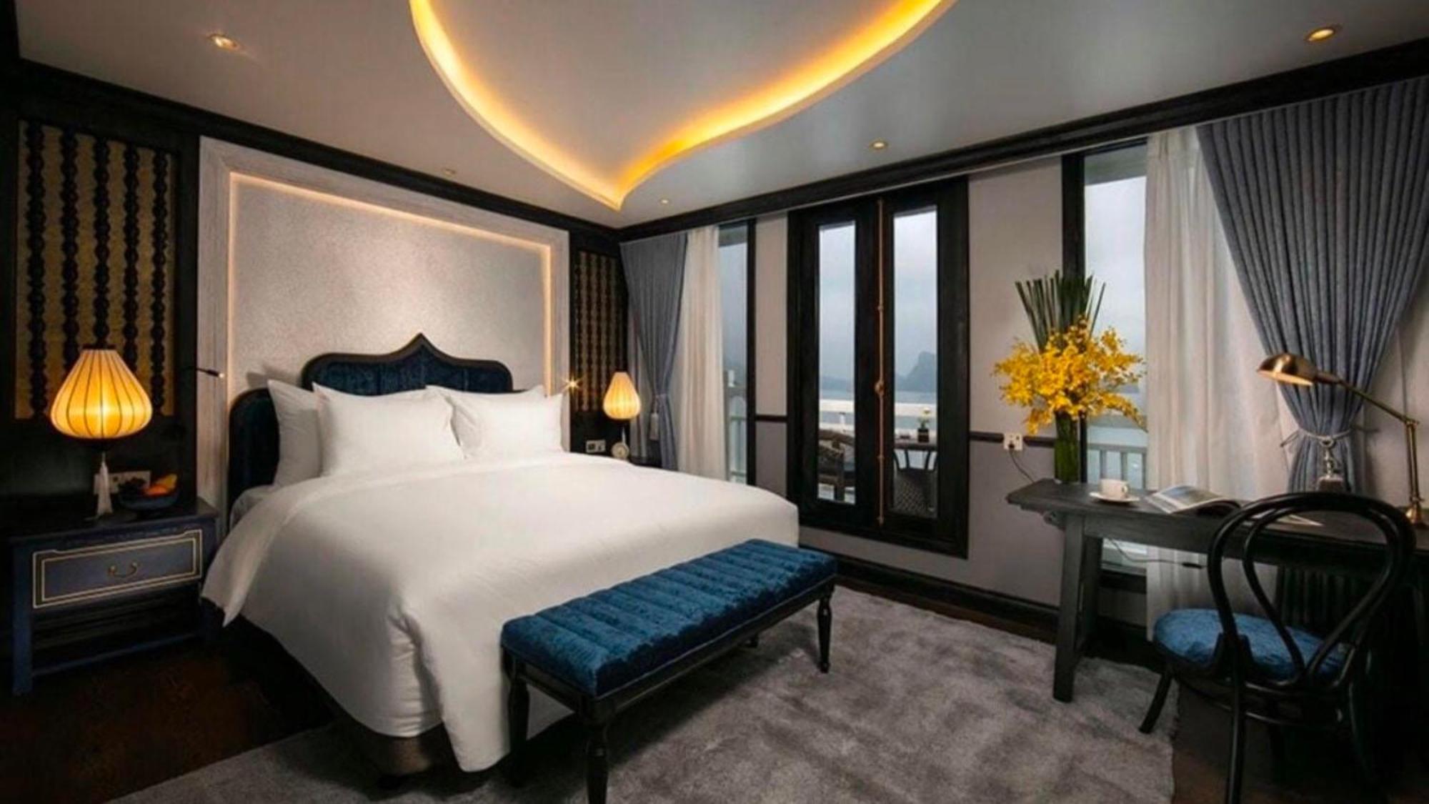 Hotel Lotus Boutique Cruise Hạ Long Exterior foto